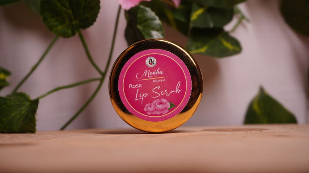 Rose lip scrub